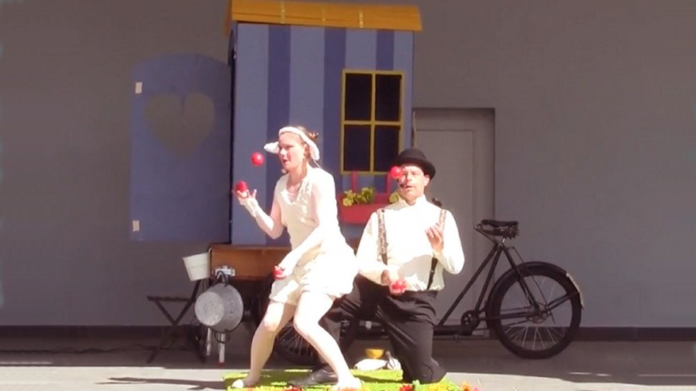 Kindershow Lübeck mit Gaukler Bernhard & Schäfchen Sonnenschein