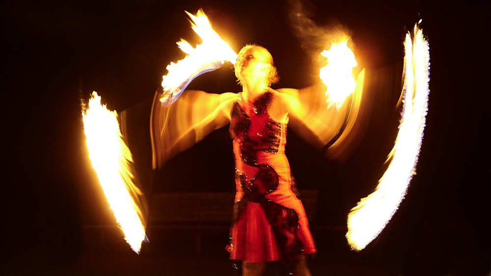 Wundervoller Feuertanz & Feuerkunst voller Emotionen